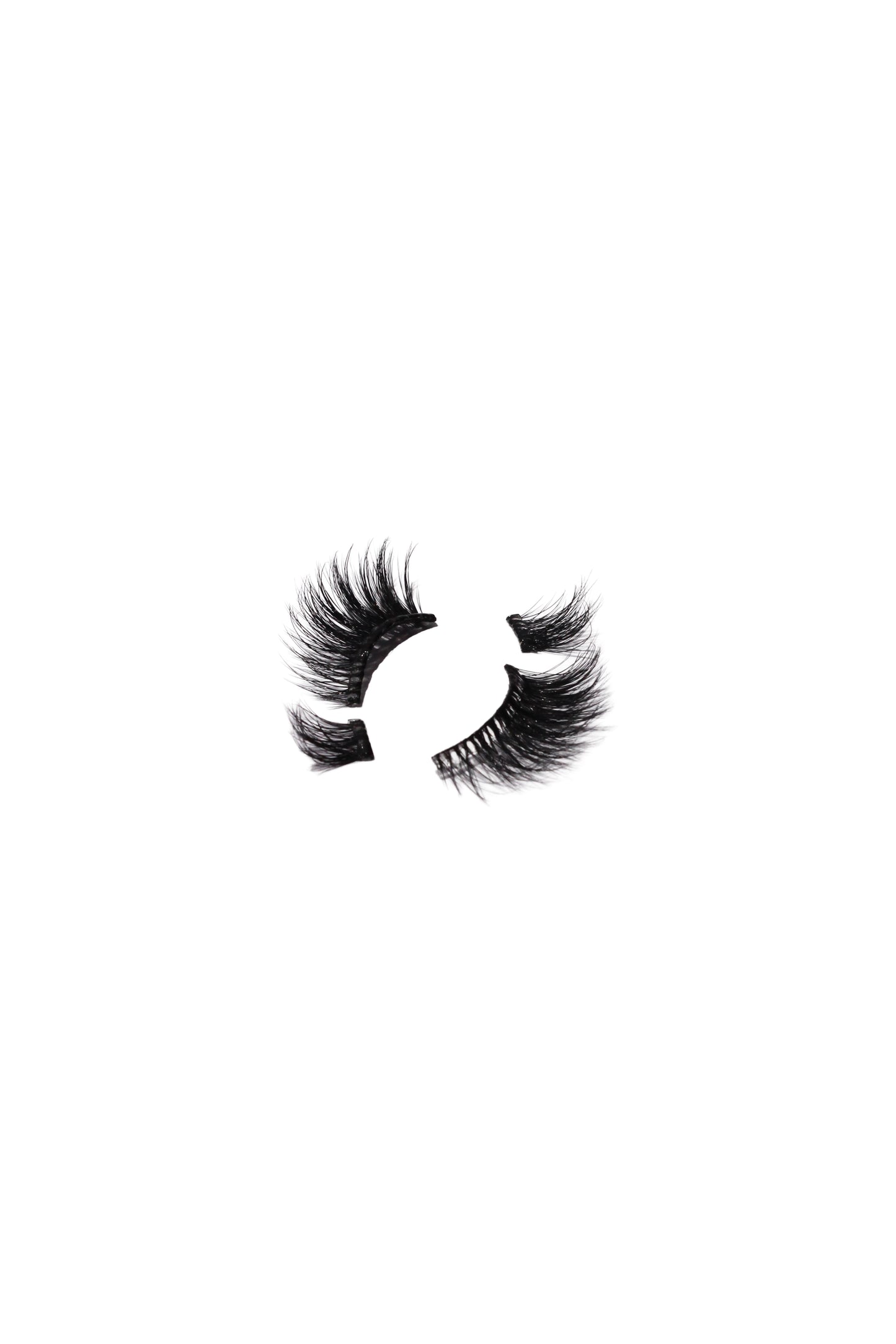 BOARDING PASS - Classic Soft Volume Pre-glued Half-to- Full Lashes