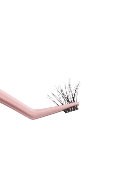 LAYOVER LUXE - Natural Soft Wispy Pre-glued Cluster Lashes