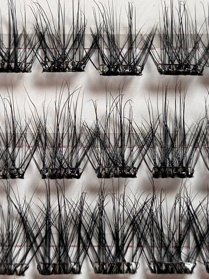 LAYOVER LUXE - Natural Soft Wispy Pre-glued Cluster Lashes