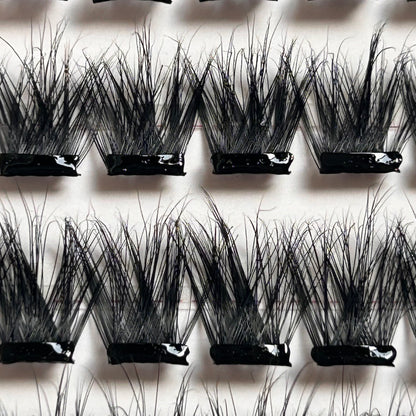 UPGRADE ME - Hybrid Wispy Volume Pre-glued Cluster Lashes