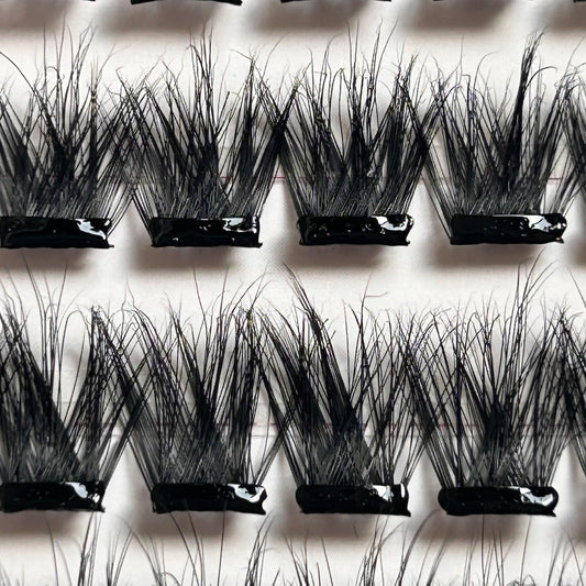 UPGRADE ME - Hybrid Wispy Volume Pre-glued Cluster Lashes