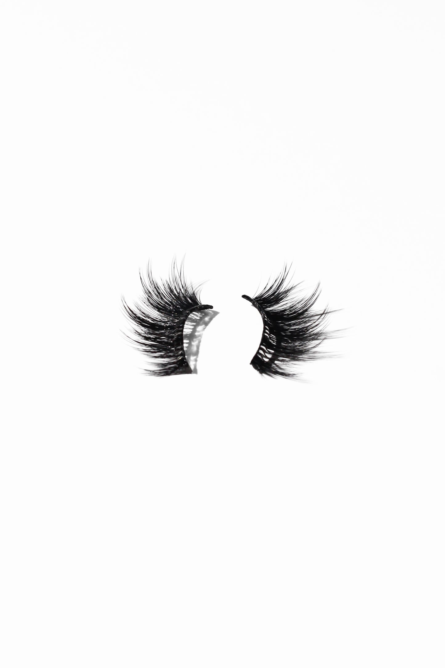 CLOUD 9 – Wispy Hybrid Half Lash