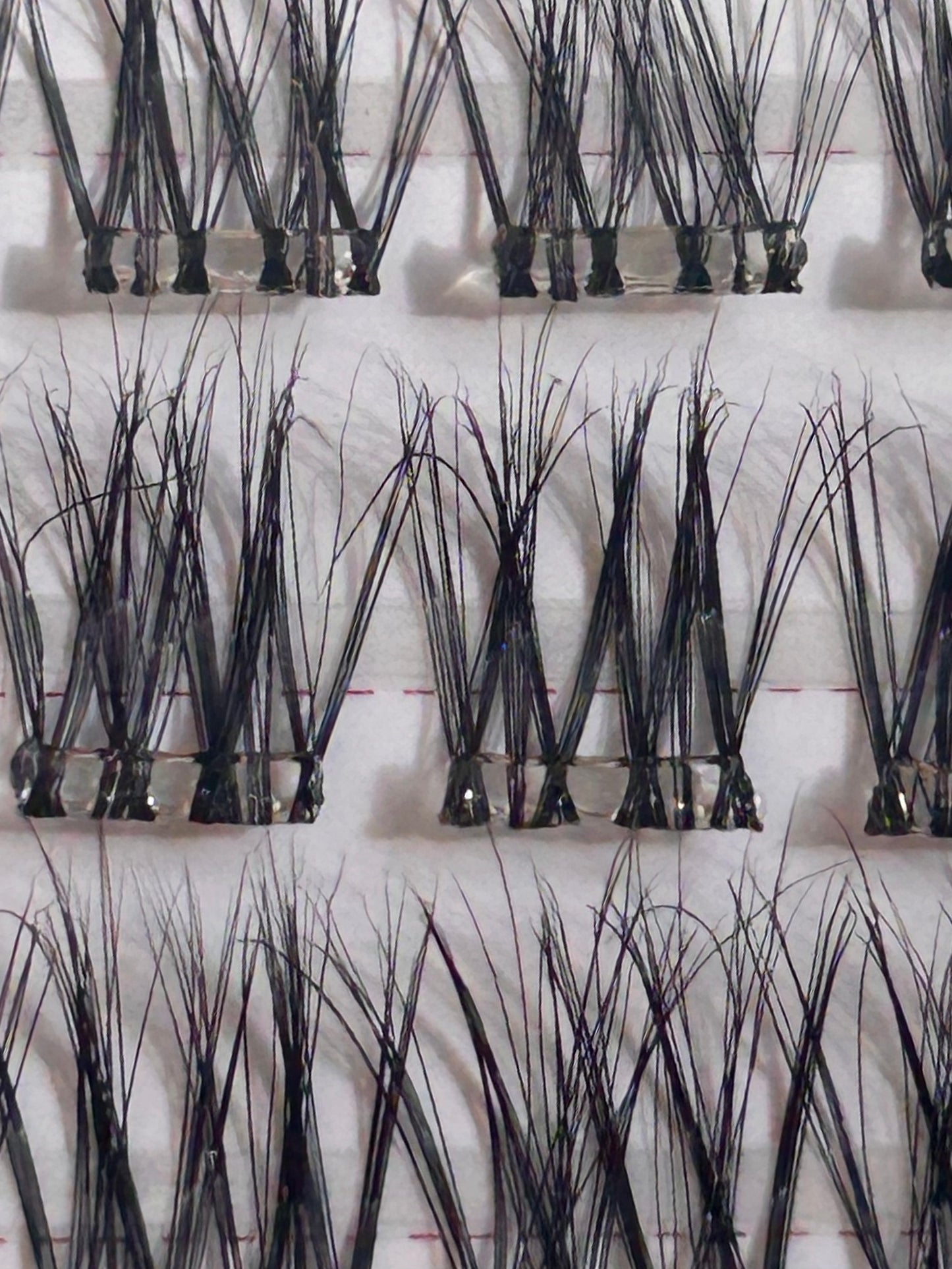 FIRST CLASS - Classic Natural Wispy Pre-glued Cluster Lashes