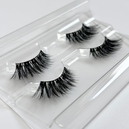 FIRST CLASS FLICK – Fluffy Volume Pre-glued Half Lashes