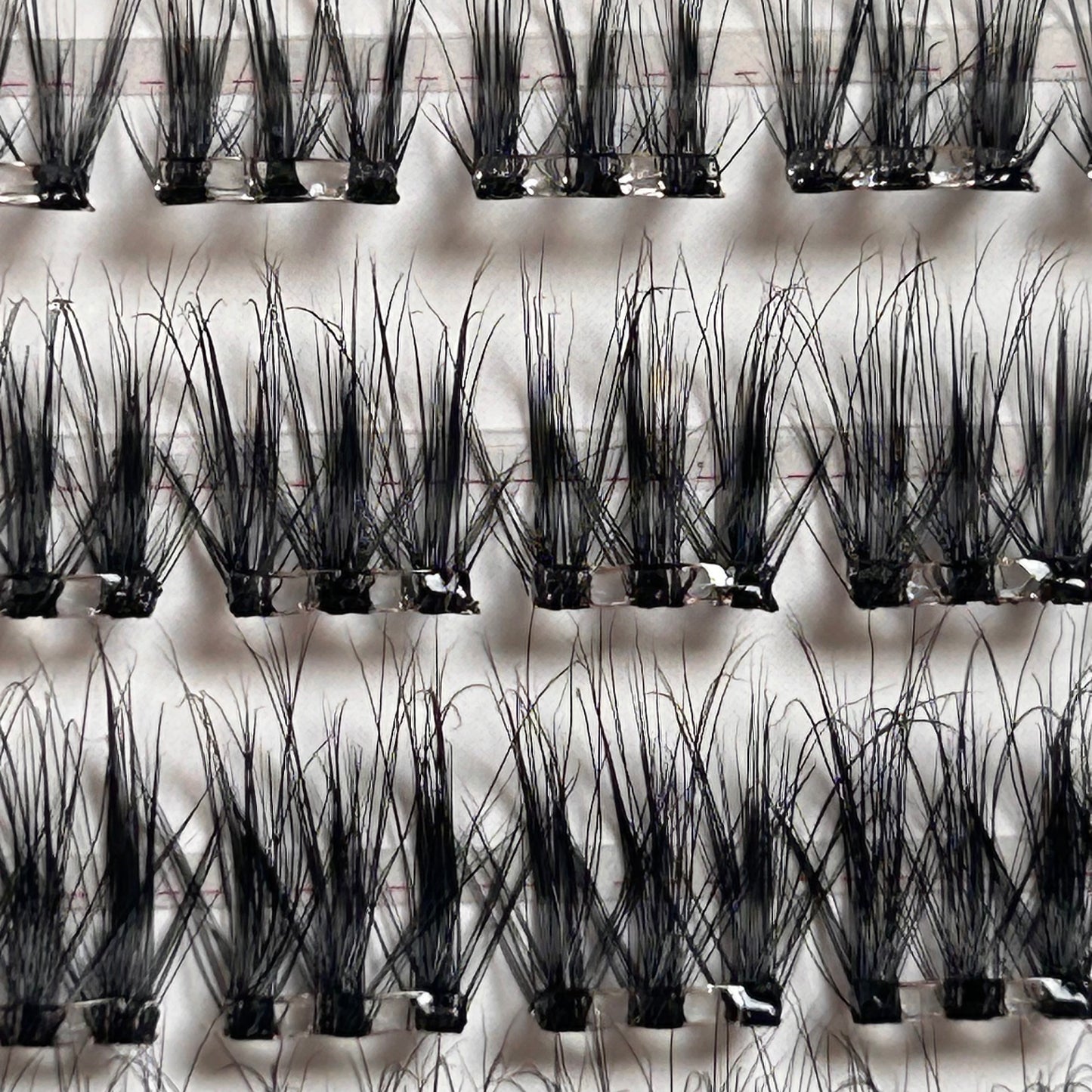 JET SETTER- Wispy Soft Volume Pre-glued Cluster Lashes
