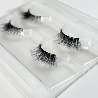 SIDE WING – Natural Wispy Pre-glued Half Lashes