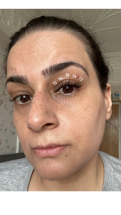 UPGRADE ME - Hybrid Wispy Volume Pre-glued Cluster Lashes